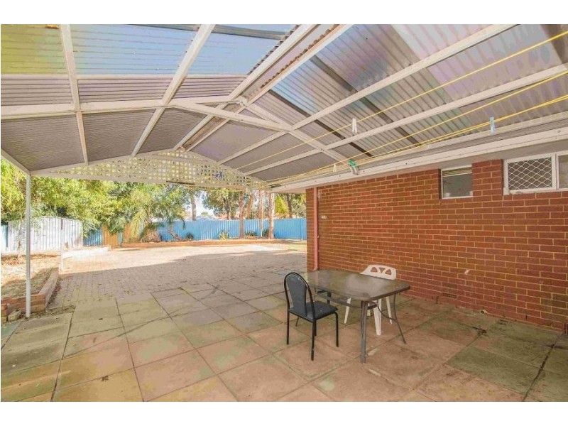 3 Castle Place, Armadale WA 6112
