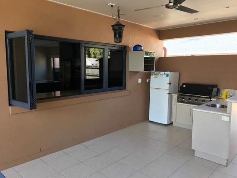 6 Malone Drive, Andergrove QLD 4740