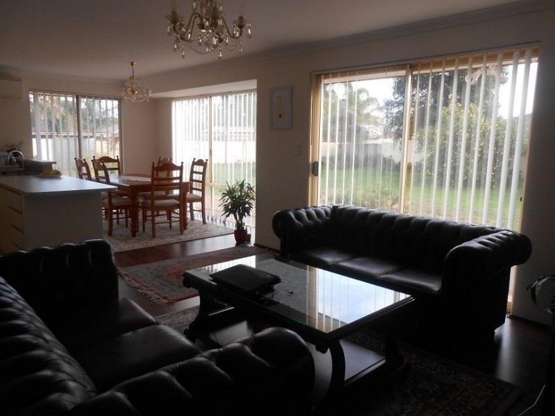 17 Quokka Elbow, Brookdale WA 6112