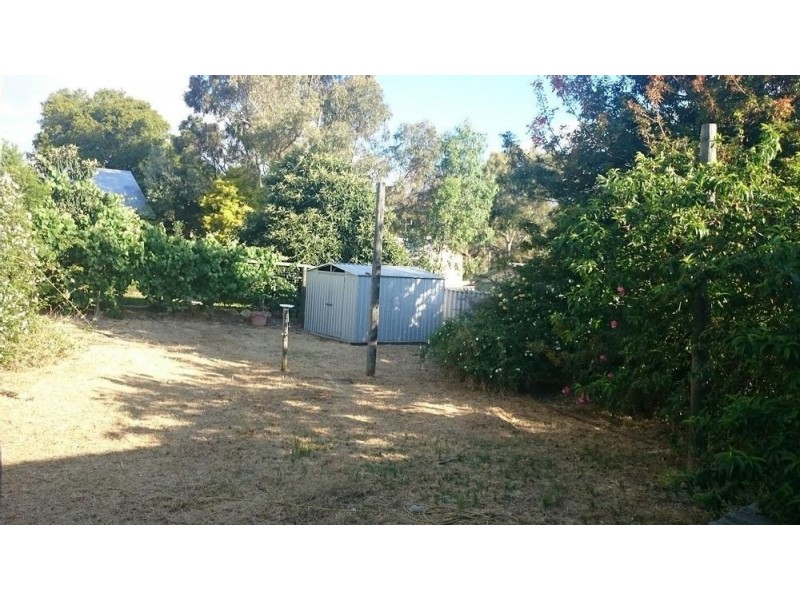 4 Balga Place, Koongamia WA 6056
