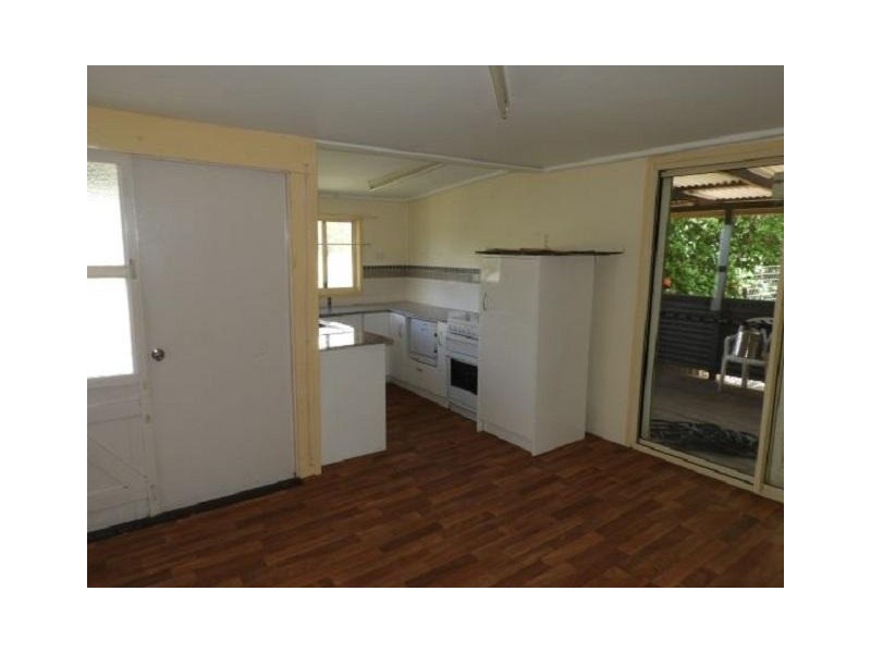 15 Alice Street, Duaringa QLD 4712