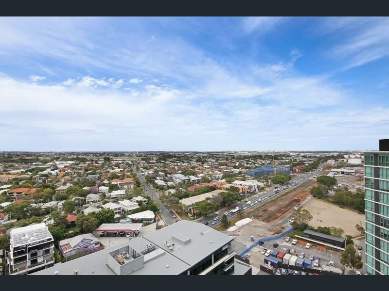 11901/8 Harbour Road, Hamilton QLD 4007