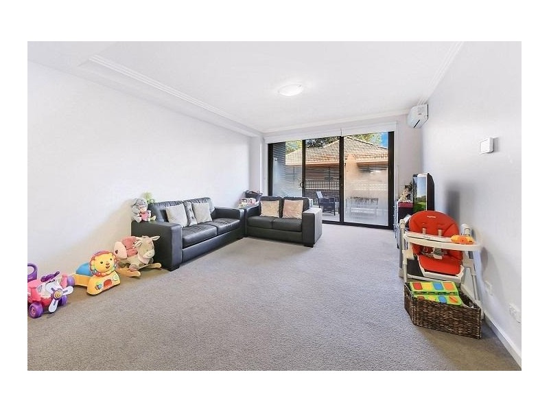 2/9-11 Weston Street, Rosehill NSW 2142