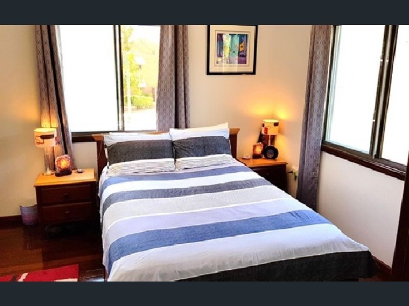 1/99 Riding Road, Hawthorne QLD 4171