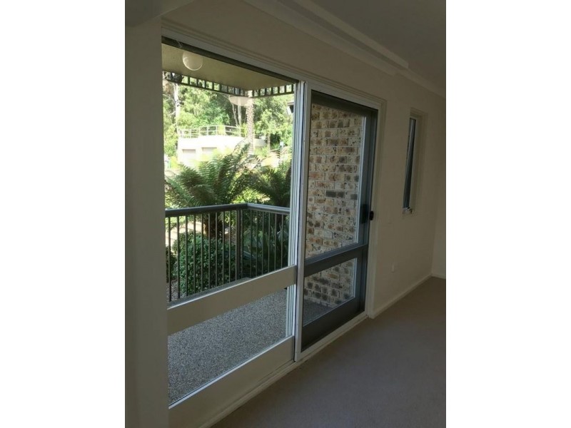 2/10 Minkara Road, Bayview NSW 2104