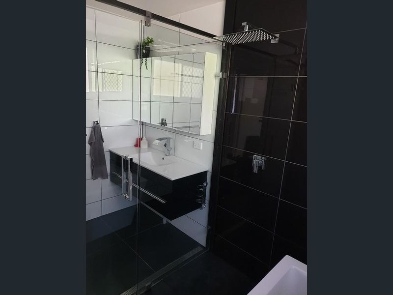 23 Sydney Street, Brassall QLD 4305