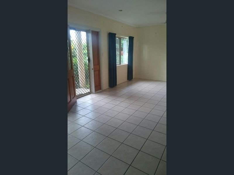15 Balmoral Close, Cairns City QLD 4870