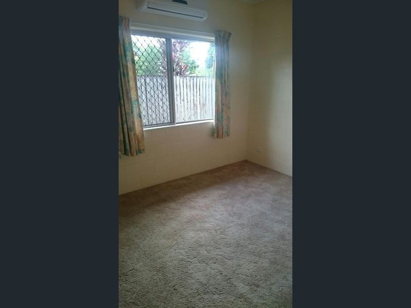 15 Balmoral Close, Cairns City QLD 4870