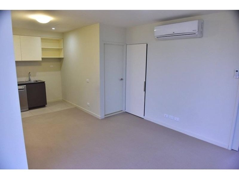 2401/568 Collins Street, Melbourne VIC 3000