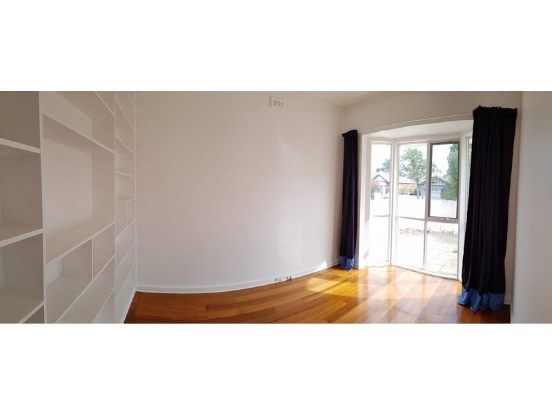 10 Kalymna Grove, St Kilda East VIC 3183