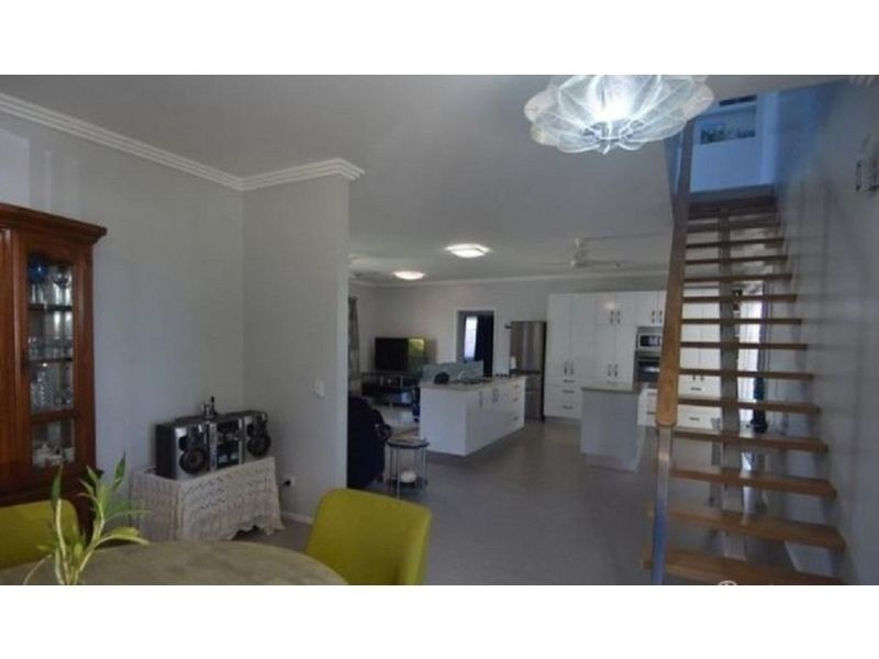 39 Seafarer Street, South Mission Beach QLD 4852