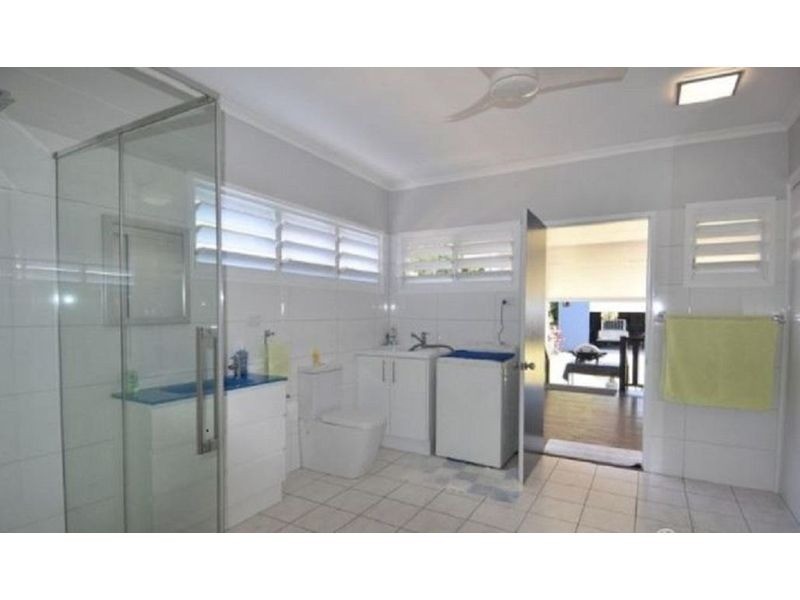 39 Seafarer Street, South Mission Beach QLD 4852