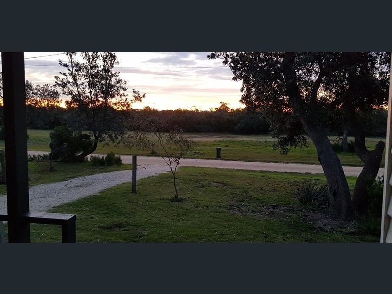 137 Fifth Avenue, Paradise Beach VIC 3851