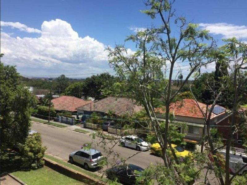 10/2-4 Meriton Street, Gladesville NSW 2111