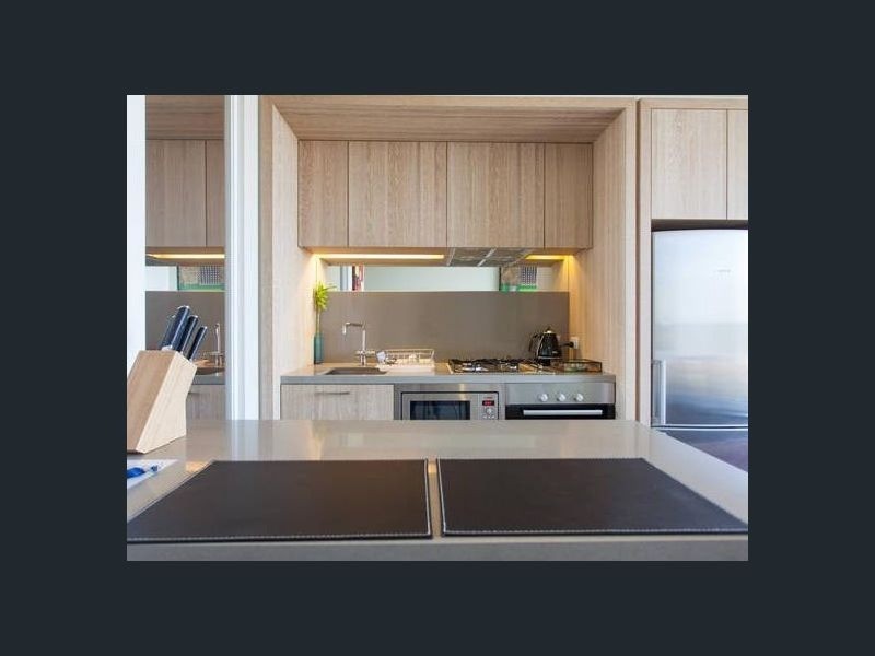 1010/50 Claremont Street, South Yarra VIC 3141