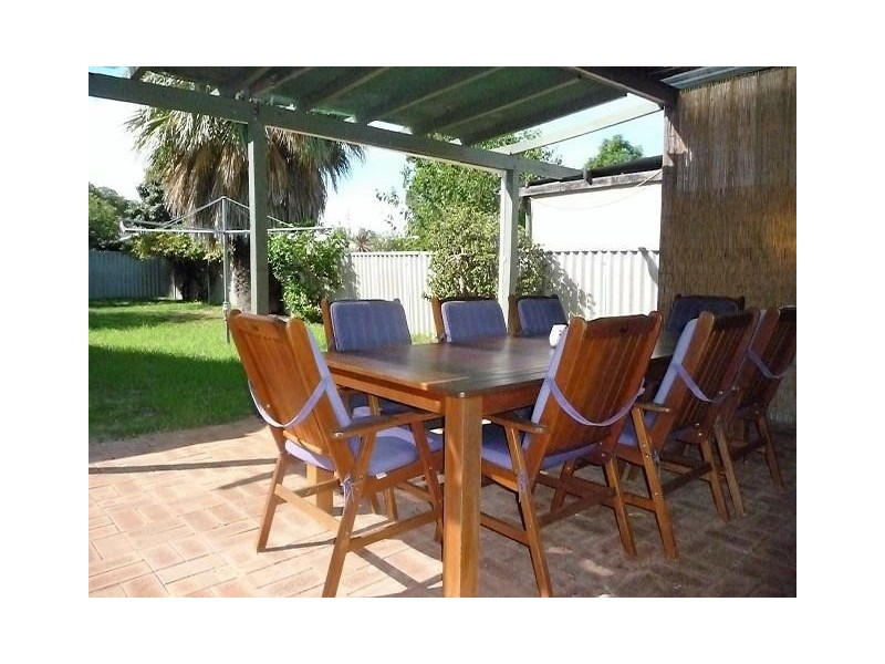 21 Fitzroy Road, Rivervale WA 6103