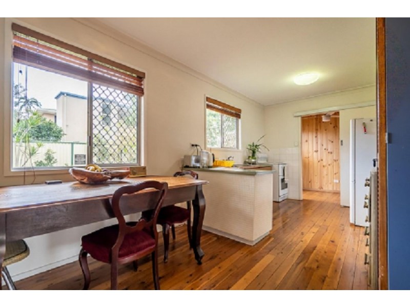 5 Maltman Avenue, Southport QLD 4215