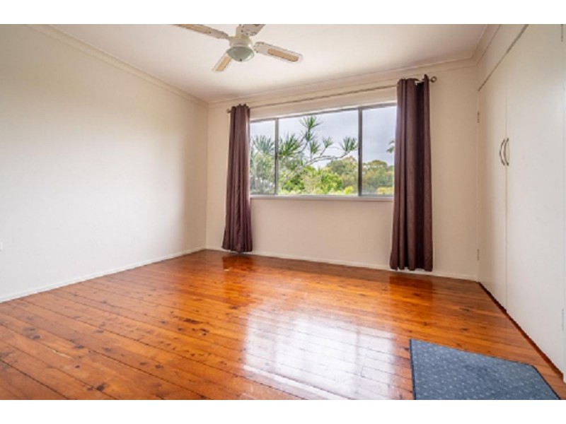 5 Maltman Avenue, Southport QLD 4215