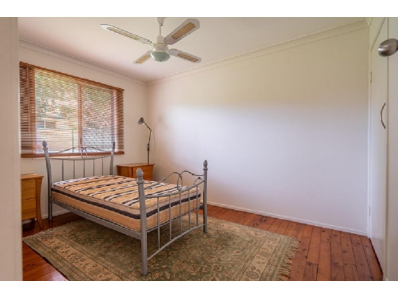 5 Maltman Avenue, Southport QLD 4215
