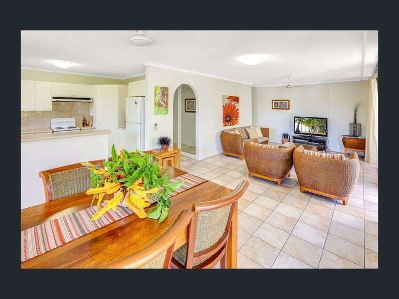 9/119 Arlington Esplanade, Clifton Beach QLD 4879