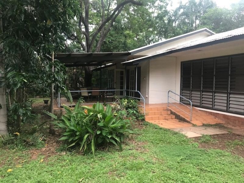 23 Pinaroo Crescent, Batchelor NT 0845