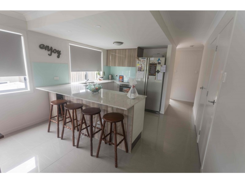 1/2 Howard Street, Gaythorne QLD 4051