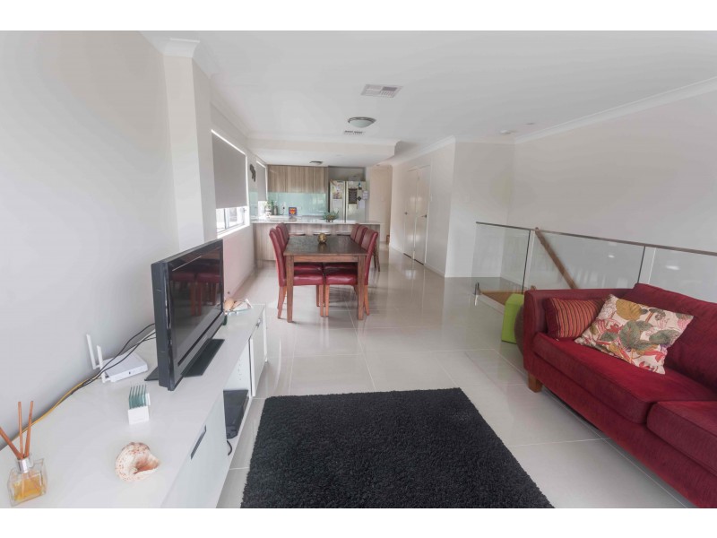 1/2 Howard Street, Gaythorne QLD 4051