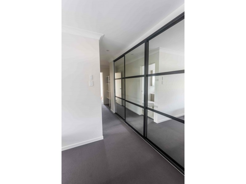 1/2 Howard Street, Gaythorne QLD 4051