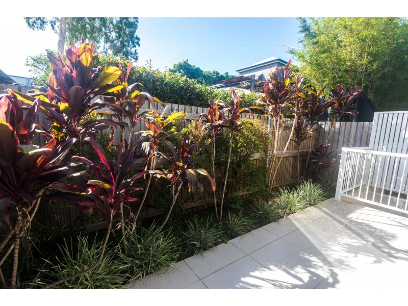 1/2 Howard Street, Gaythorne QLD 4051