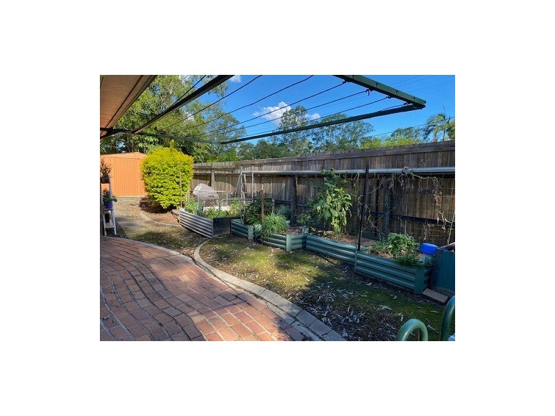 7 Fern Gully Place, Mooloolah Valley QLD 4553