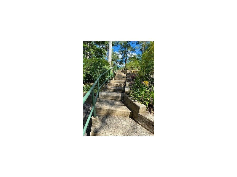 7 Fern Gully Place, Mooloolah Valley QLD 4553