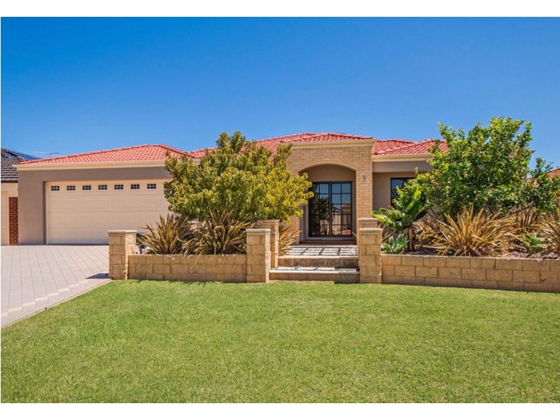 37 Sainte Maxime Avenue, Port Kennedy WA 6172