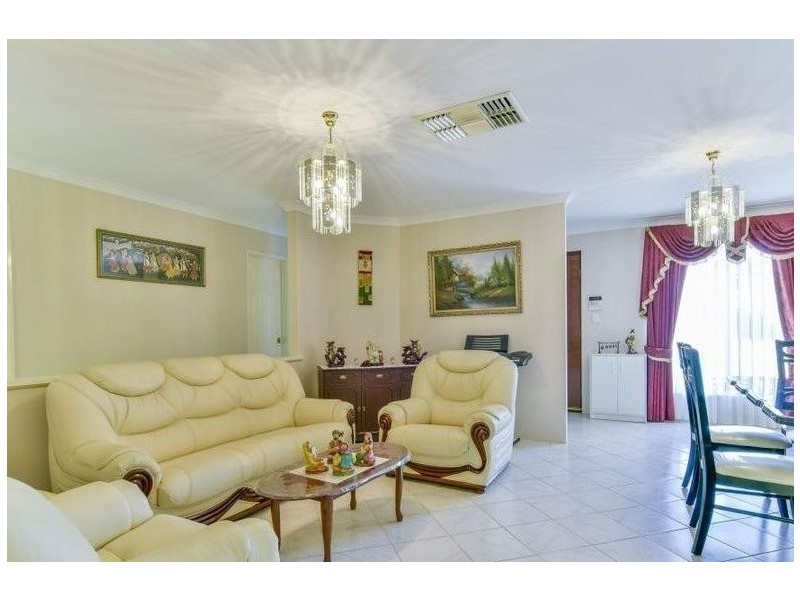 40 Orbell Way, Bull Creek WA 6149