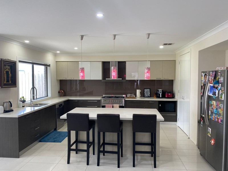 23 Eighth Avenue, Chelsea Heights VIC 3196