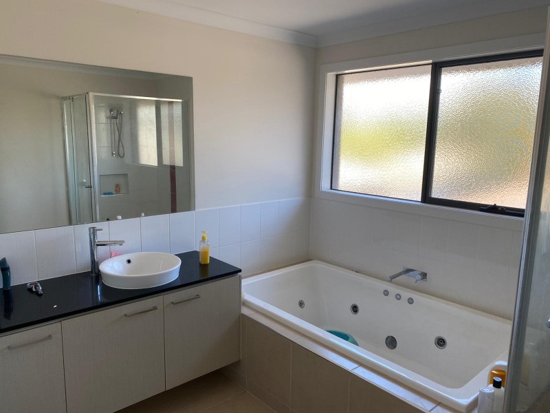 23 Eighth Avenue, Chelsea Heights VIC 3196