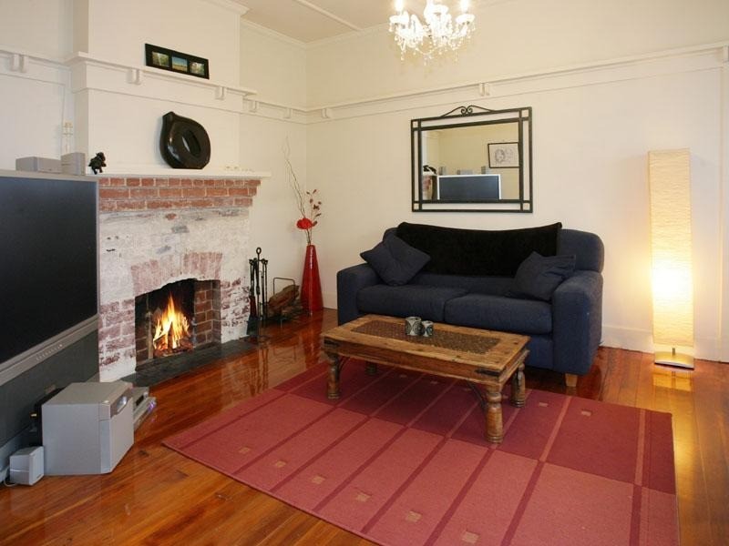 13 Bluff Avenue, Elwood VIC 3184