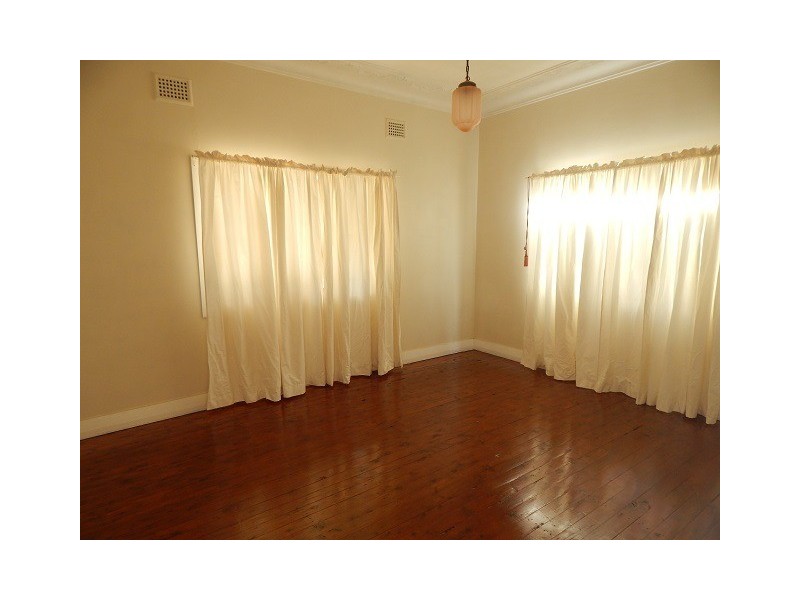 14 Goddard Street, Coolah NSW 2843