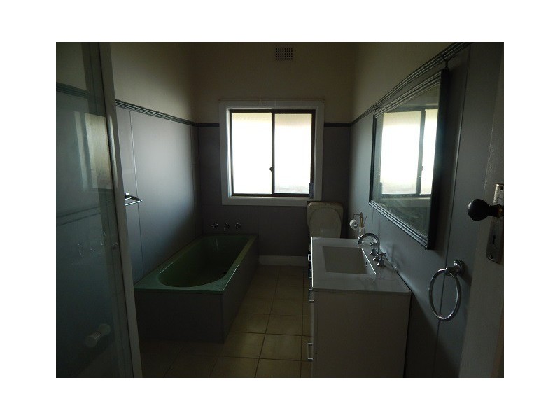 14 Goddard Street, Coolah NSW 2843