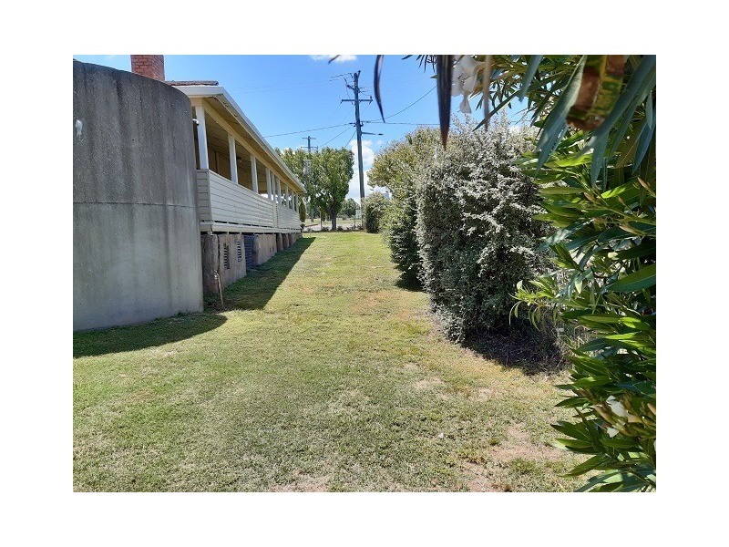 14 Goddard Street, Coolah NSW 2843