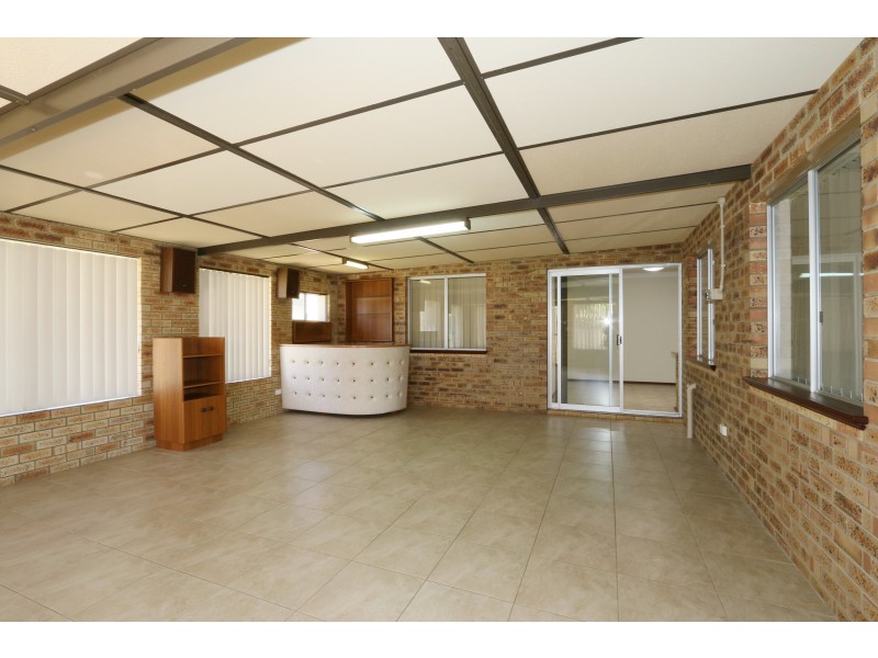 7 Tangaroa Close, Cooloongup WA 6168