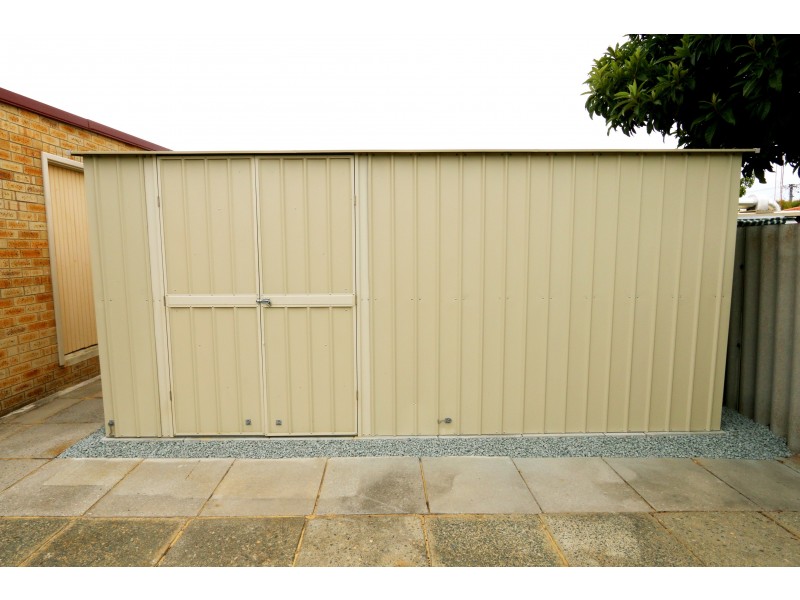 7 Tangaroa Close, Cooloongup WA 6168