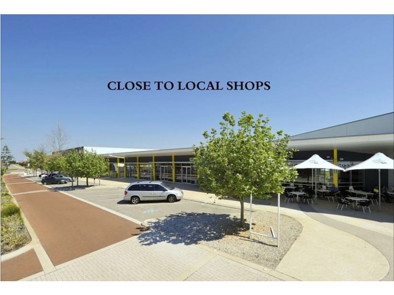 284 Peelwood Parade, Halls Head WA 6210