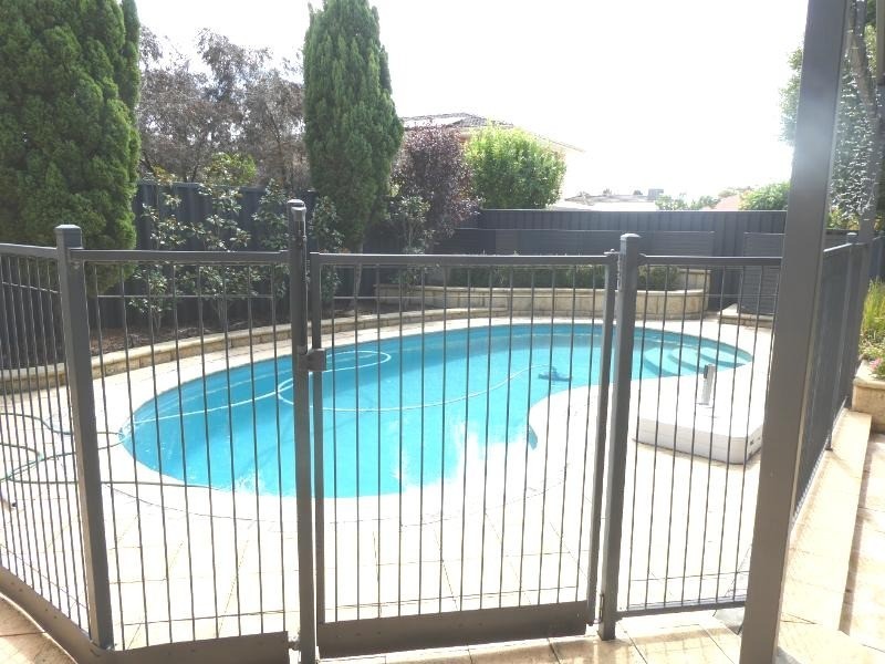 15 Kingsmill Gardens, Winthrop WA 6150