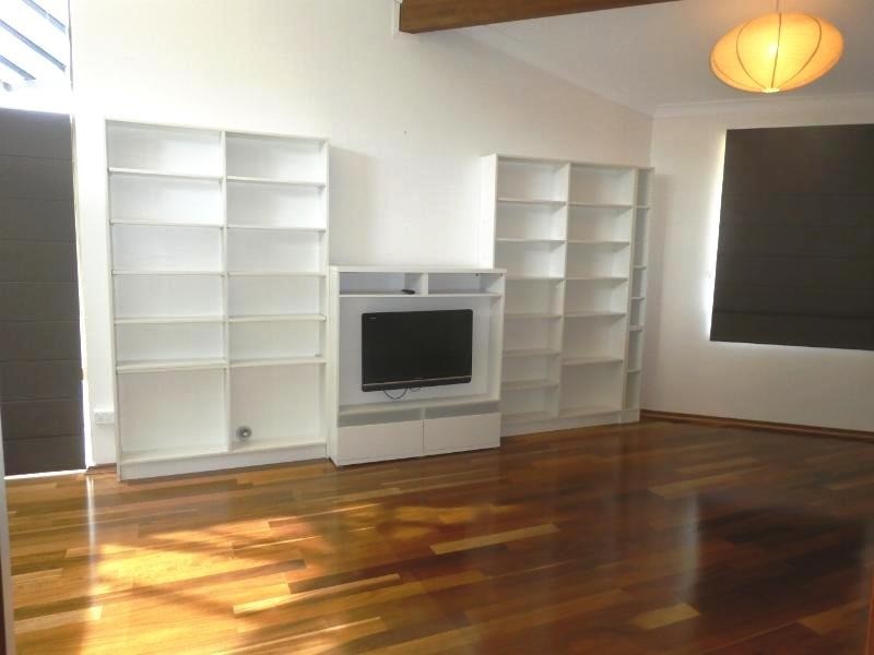 15 Kingsmill Gardens, Winthrop WA 6150