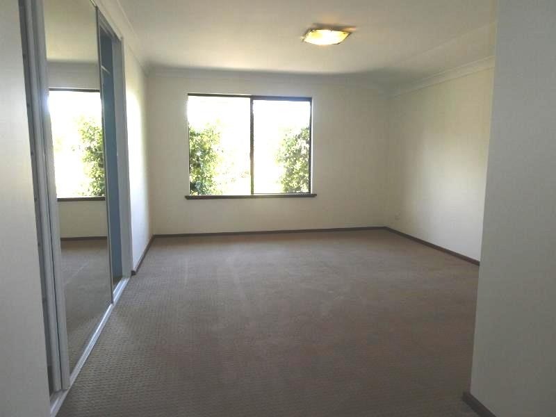 15 Kingsmill Gardens, Winthrop WA 6150