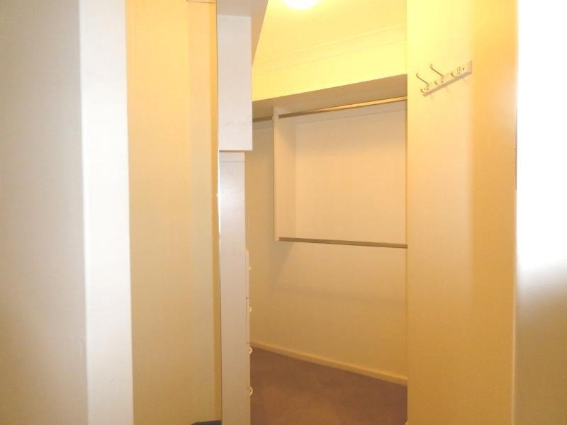 15 Kingsmill Gardens, Winthrop WA 6150