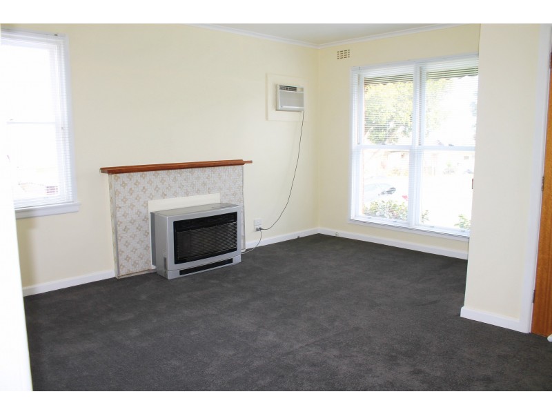 24 Lilly Pilly Avenue, Doveton VIC 3177