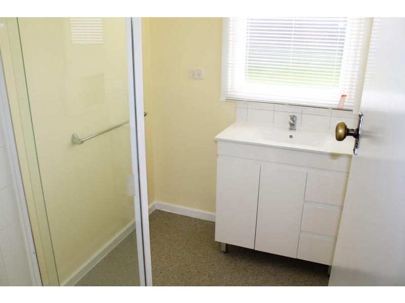 24 Lilly Pilly Avenue, Doveton VIC 3177