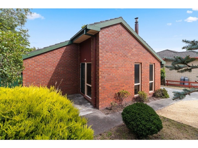 17 Fern Street, Kingston TAS 7050