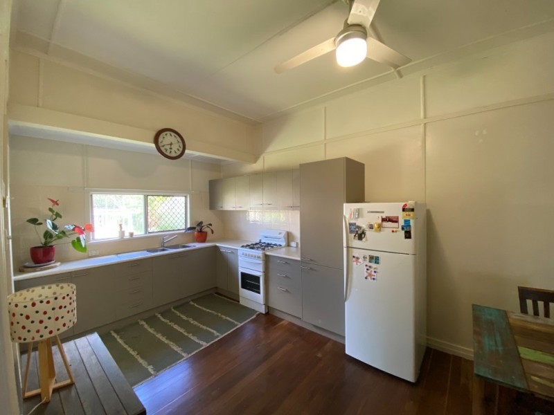 52A Thabeban Street, Avenell Heights QLD 4670
